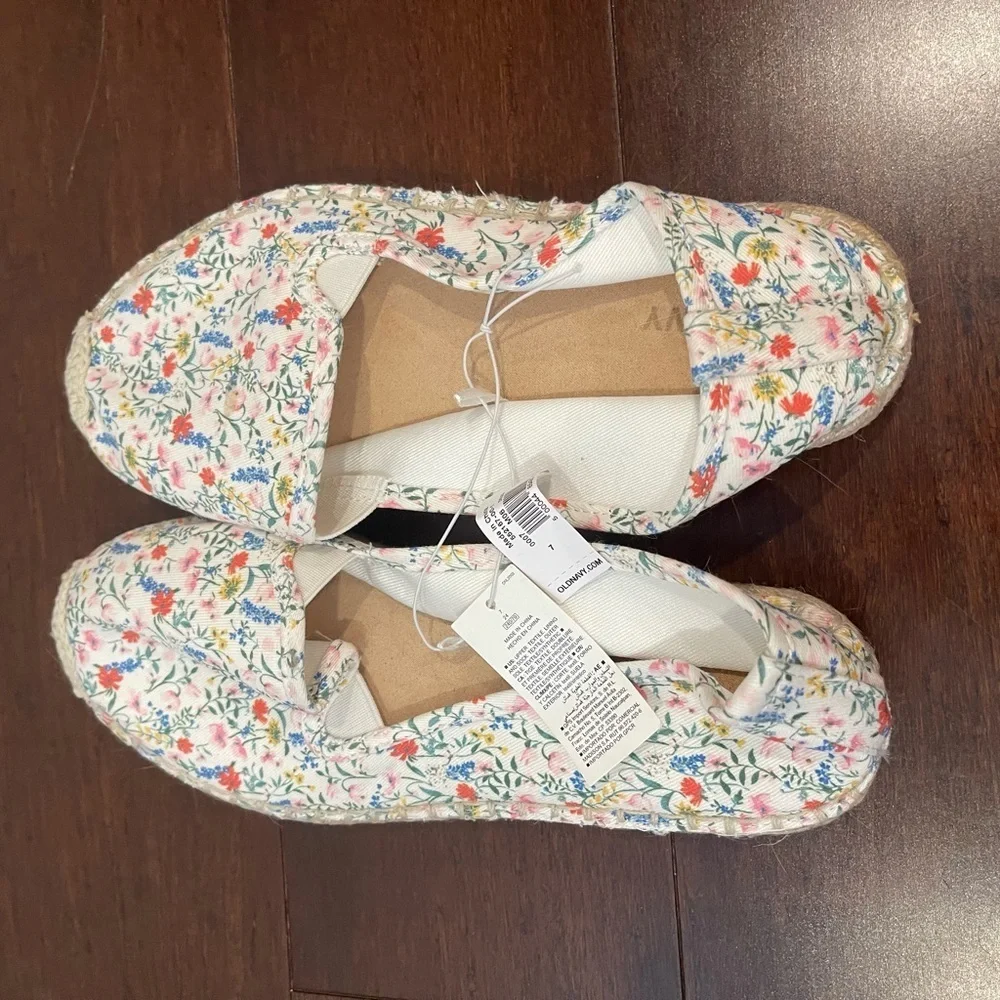 nwt old navy Floral Espadrille Flats 7